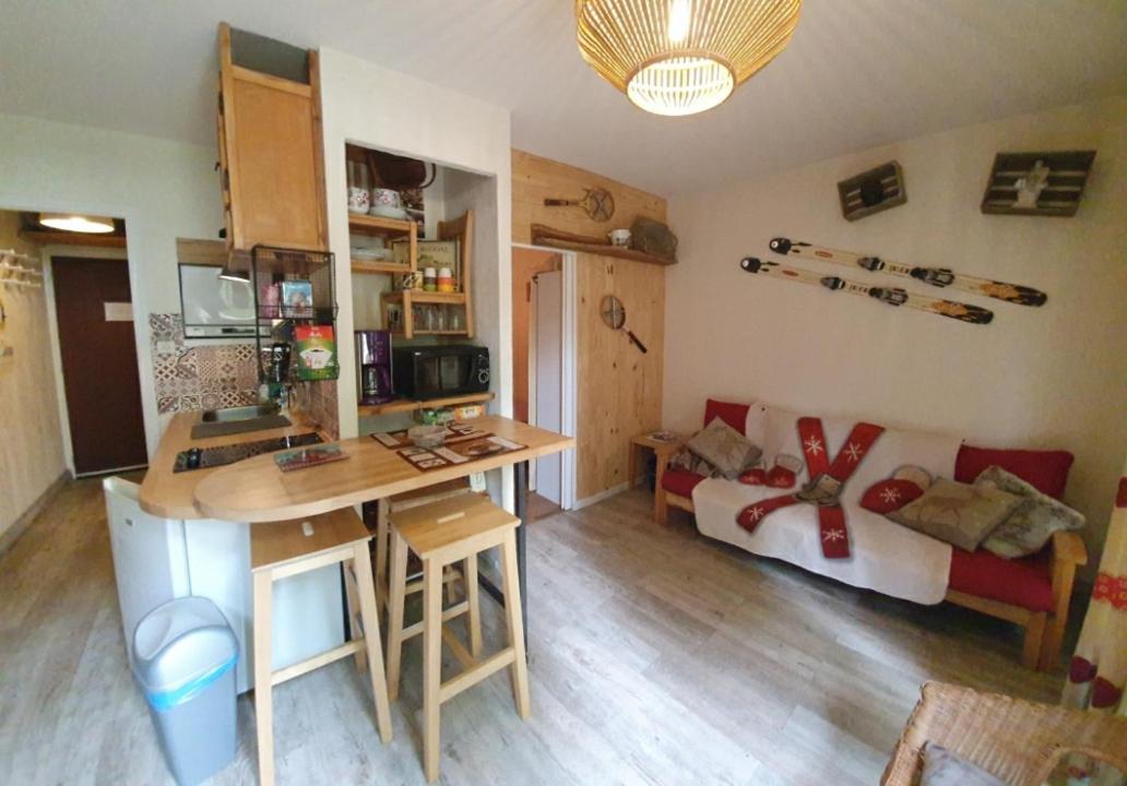 Ferienwohnung T2 Centre Avec Jardinet Bagnères-de-Luchon Exterior foto